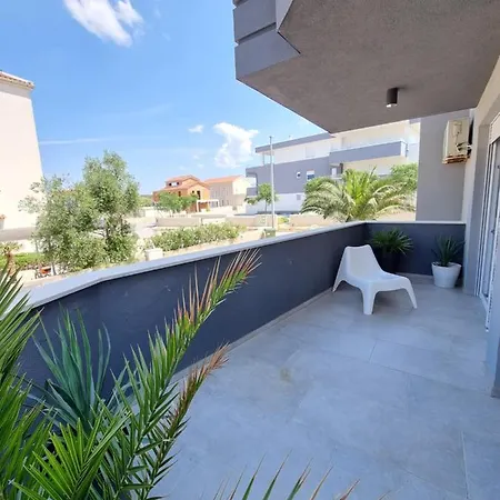 Villa Ave Novalja Exterior photo