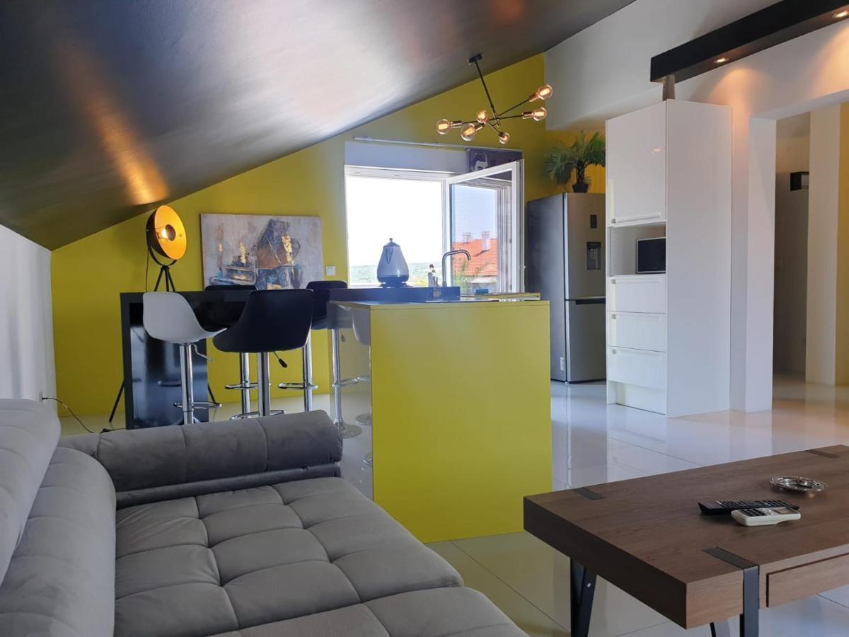 Villa Ave Apartment