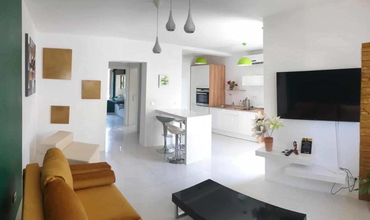 Villa Ave Novalja