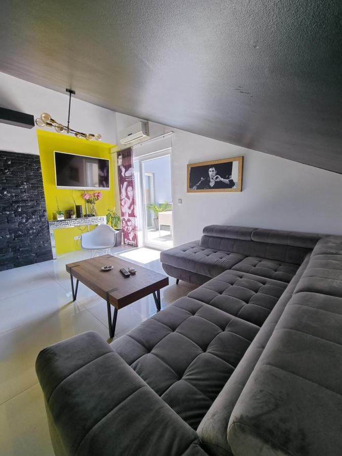 Apartment Villa Ave Novalja