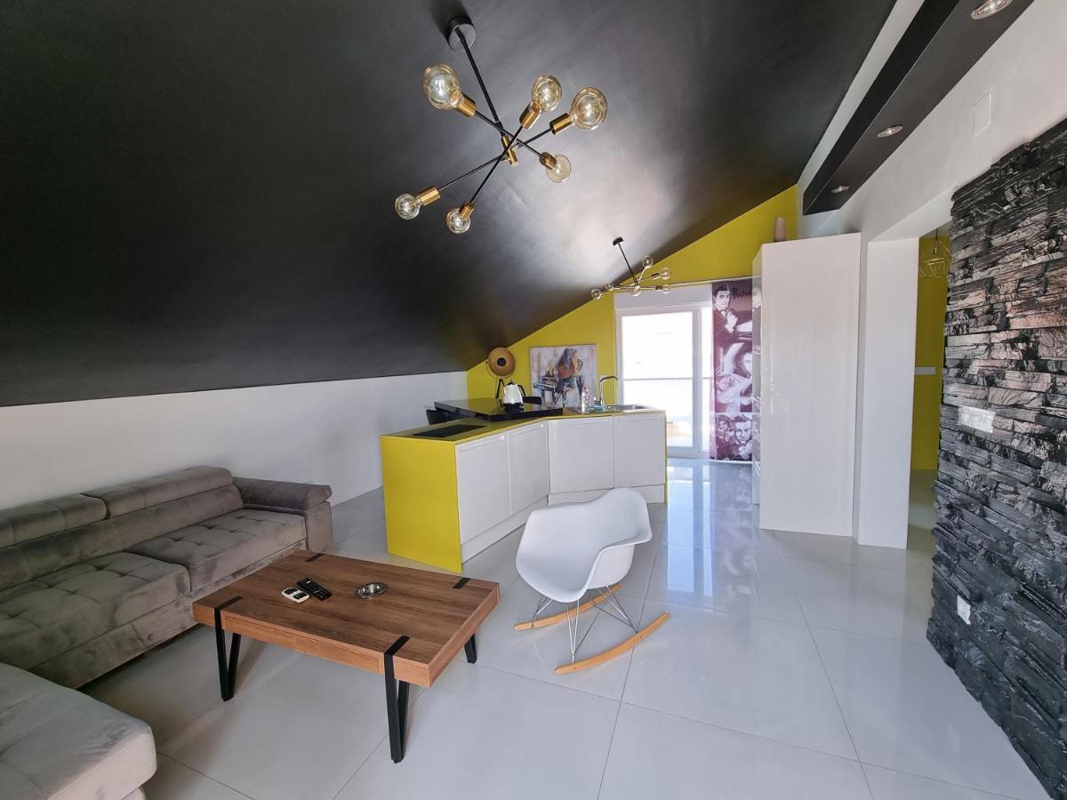 Villa Ave * Novalja