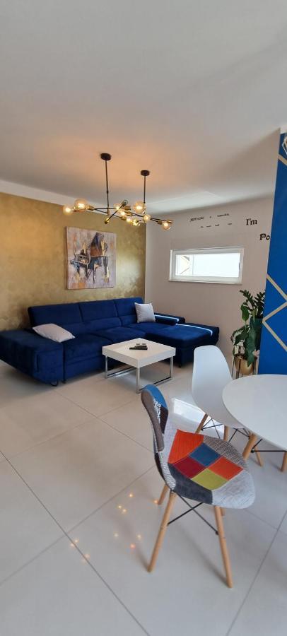 Apartment Villa Ave Novalja