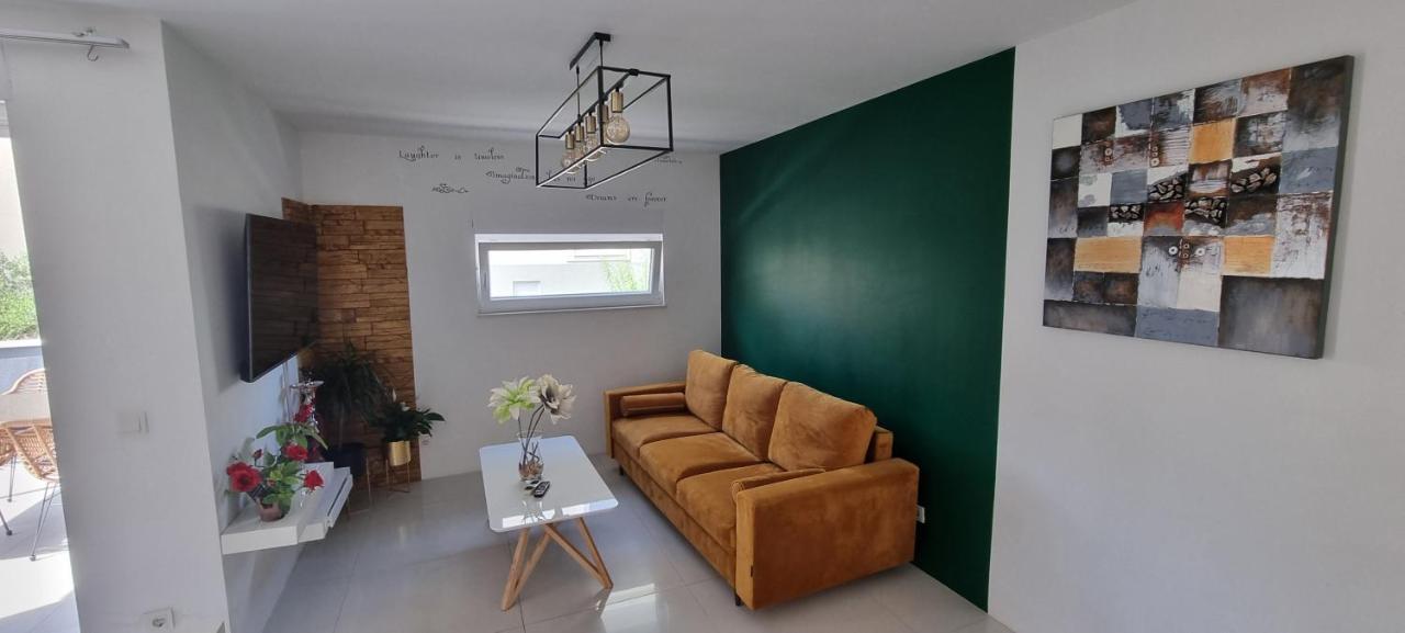 Villa Ave Apartment