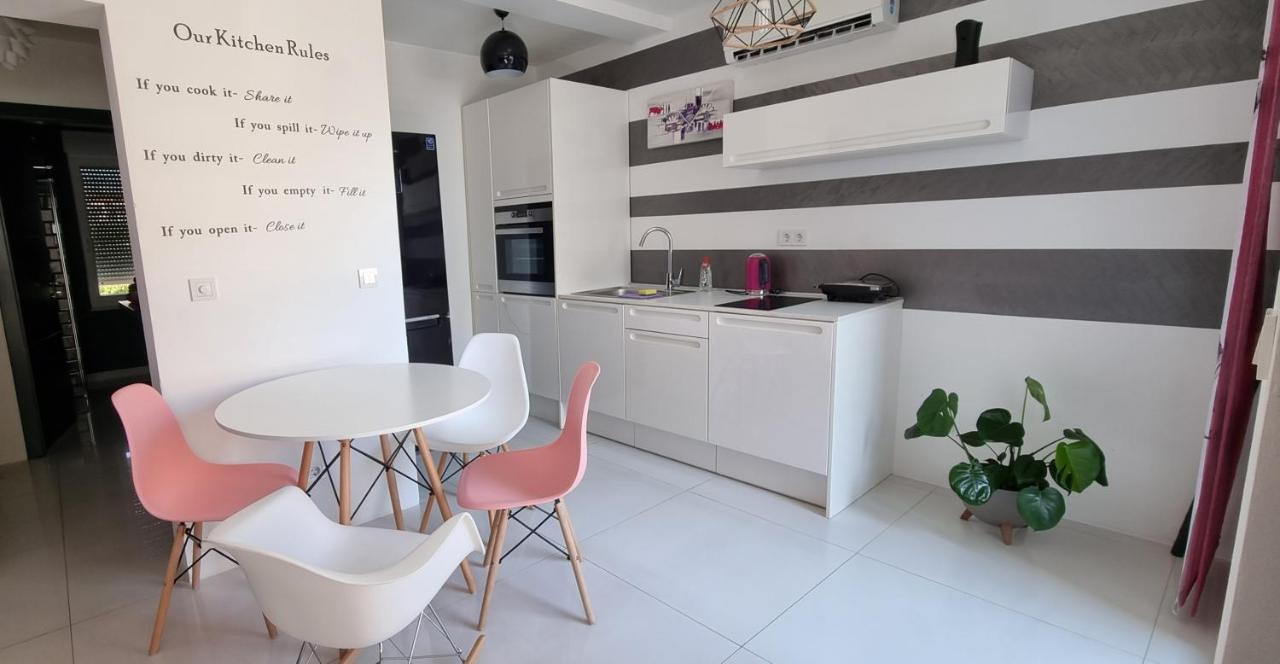 Villa Ave Apartment